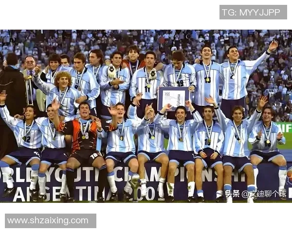 阿根廷足球明星的辉煌历程与传奇故事回顾